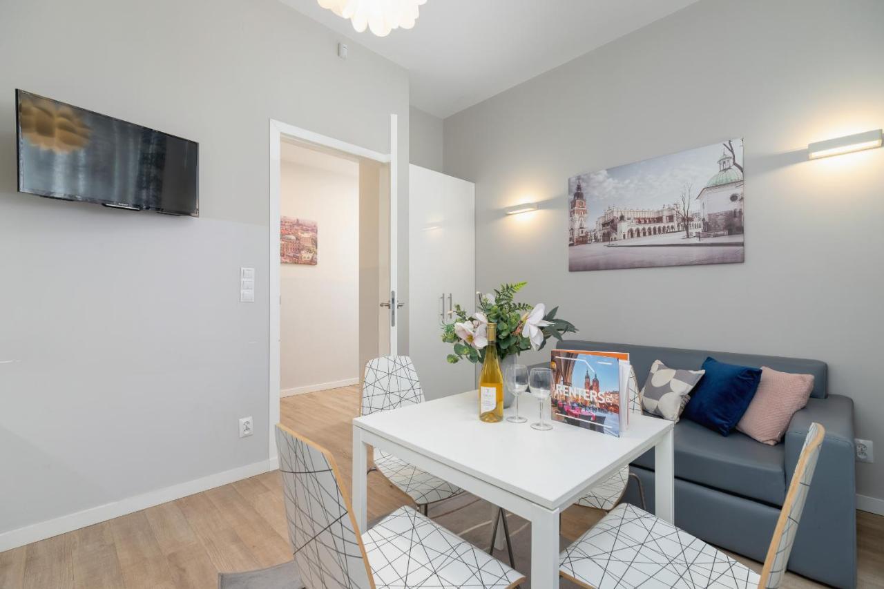 Central Planty Park Apartment Lobzowska By Noclegi Renters Krakau Exterior foto