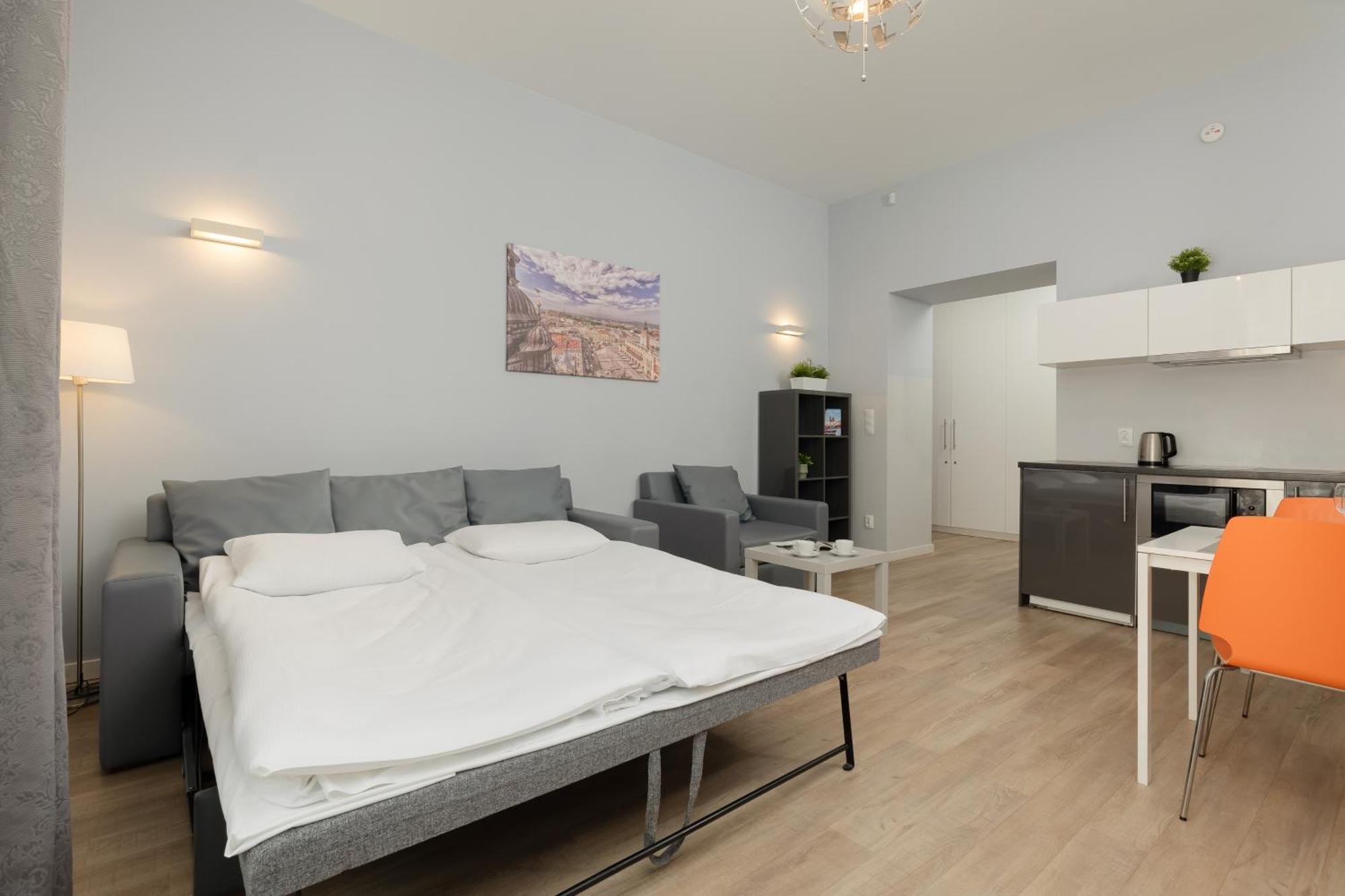 Central Planty Park Apartment Lobzowska By Noclegi Renters Krakau Exterior foto
