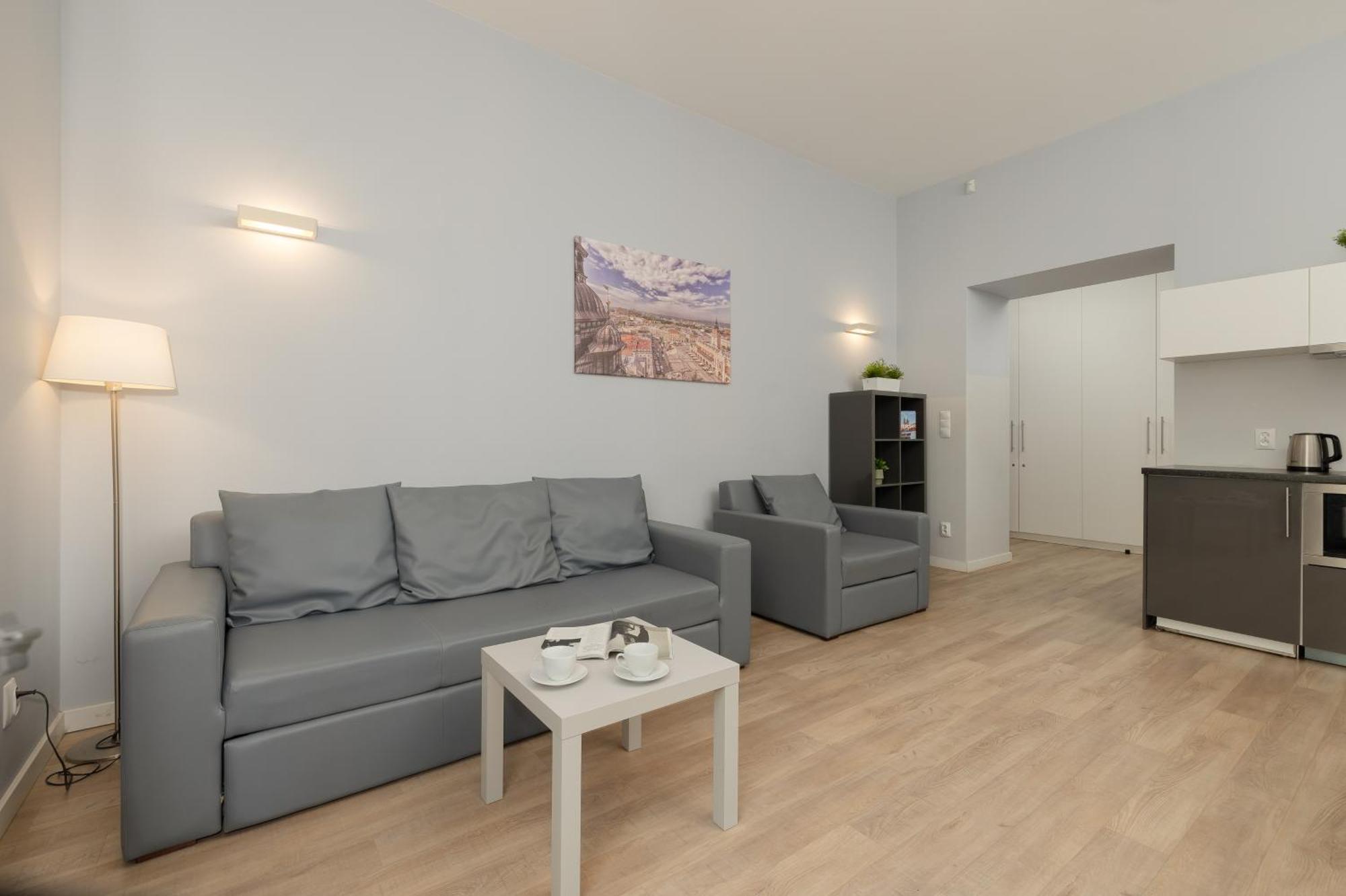 Central Planty Park Apartment Lobzowska By Noclegi Renters Krakau Exterior foto